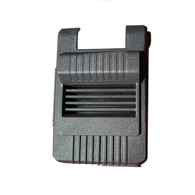 压铸件的制造流程中需要哪些安全措施？